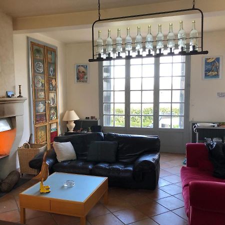 Behuard : Maison Vue Loire Buitenkant foto
